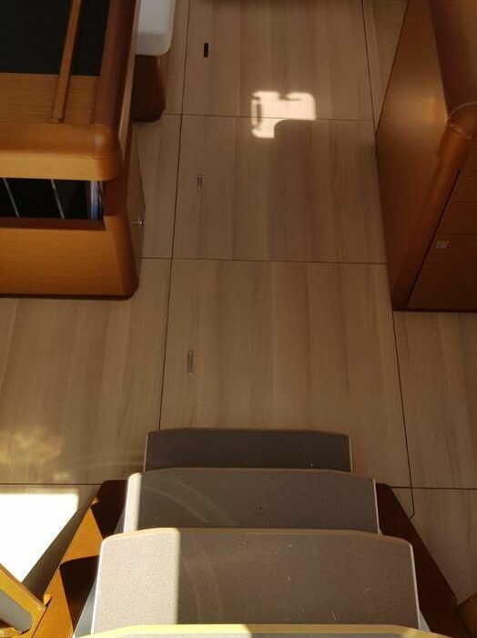 Pata | Sun Odyssey 519 photo 13