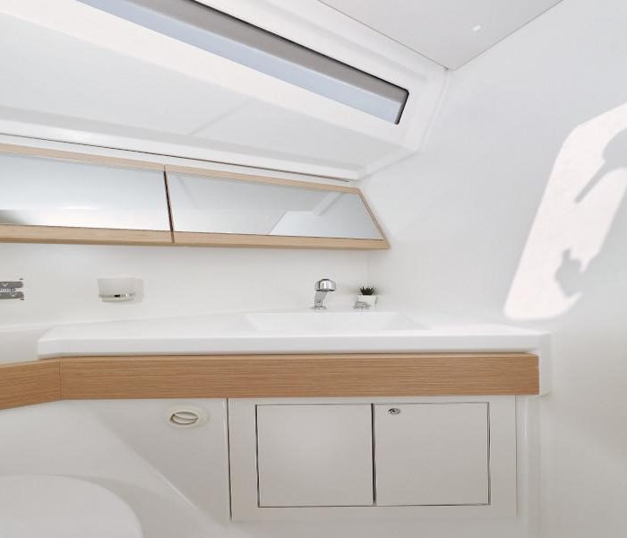 MR. WHITE | Oceanis 46.1 photo 50