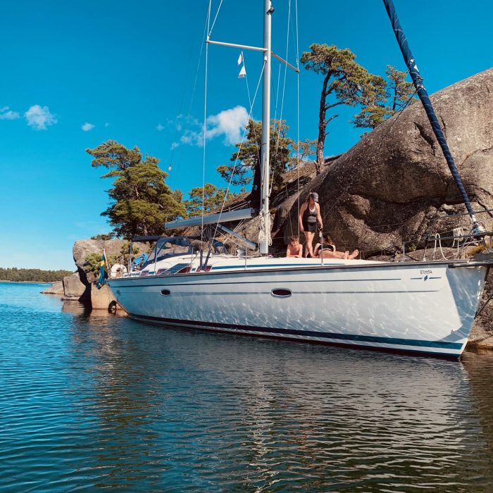 Evita | Bavaria 46 photo 6