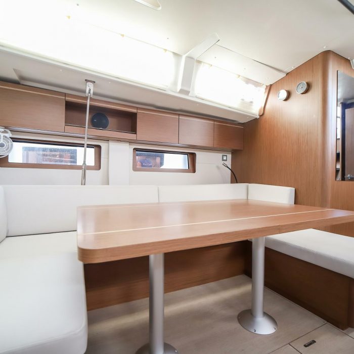 Briseide - Comfort line | Oceanis 51.1 photo 17