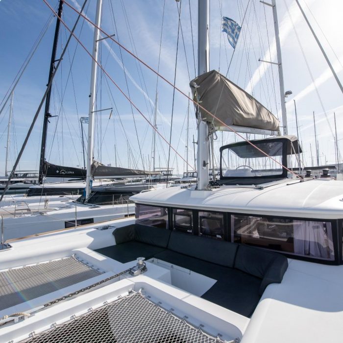 Diva | Lagoon 450 Fly photo 14
