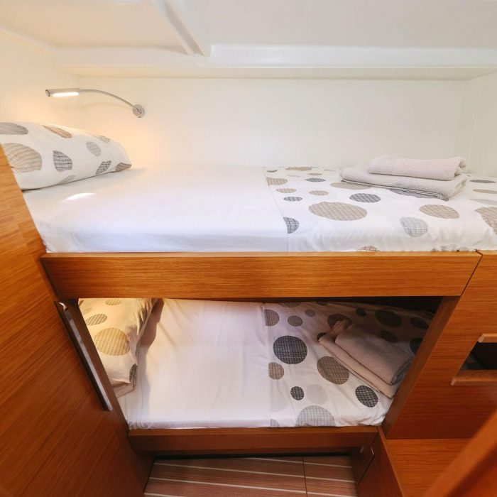 Balena - OW | Hanse 460 photo 10