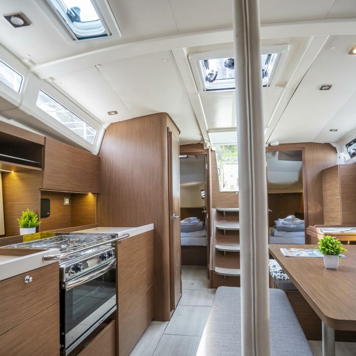 First Dream | Oceanis 37.1 photo 13