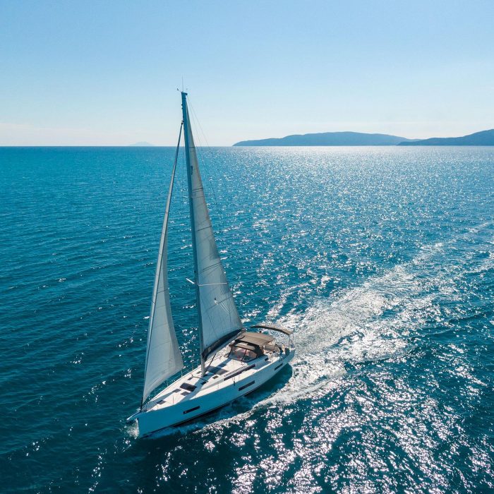Cassiopea - A/C, Generator, Water maker, Solar Panel | Dufour 530 photo 5