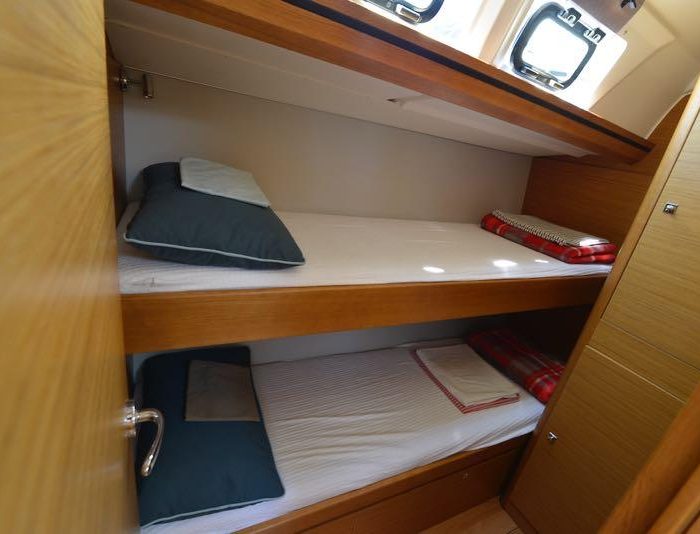 Santa Maria Novella | Dufour 520 GL - 4. cab photo 12