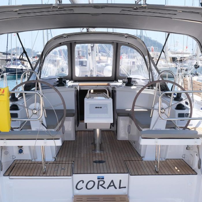 Coral | Bavaria C38 photo 3