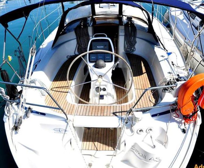 Small AS | Bavaria 33 Cruiser photo 1