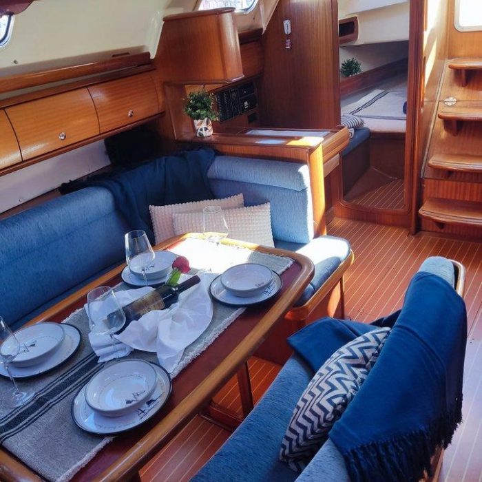 Ra | Bavaria 38 photo 10