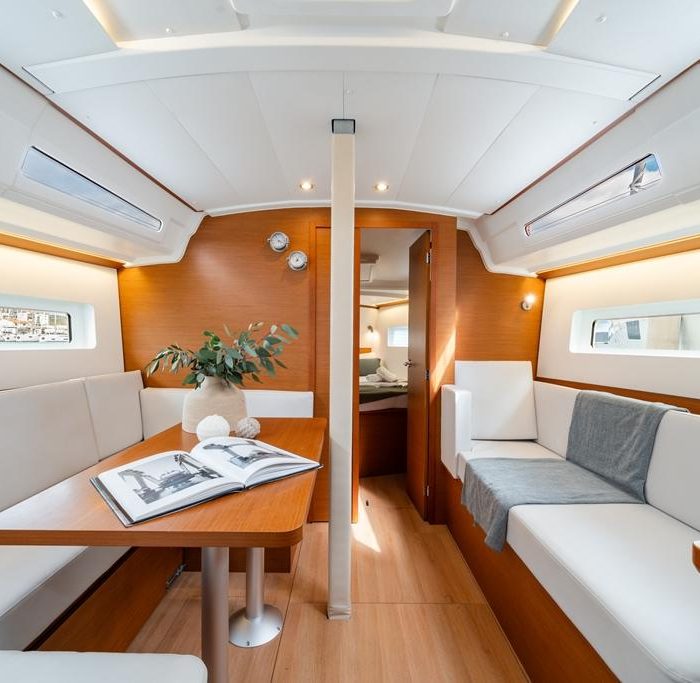 FILIPPOS II | Sun Odyssey 380 photo 8