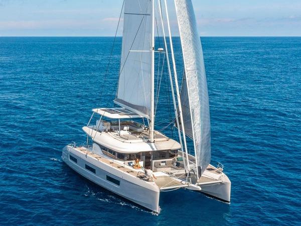 Montecristo - FIRST CLASS | Lagoon 60 photo 17