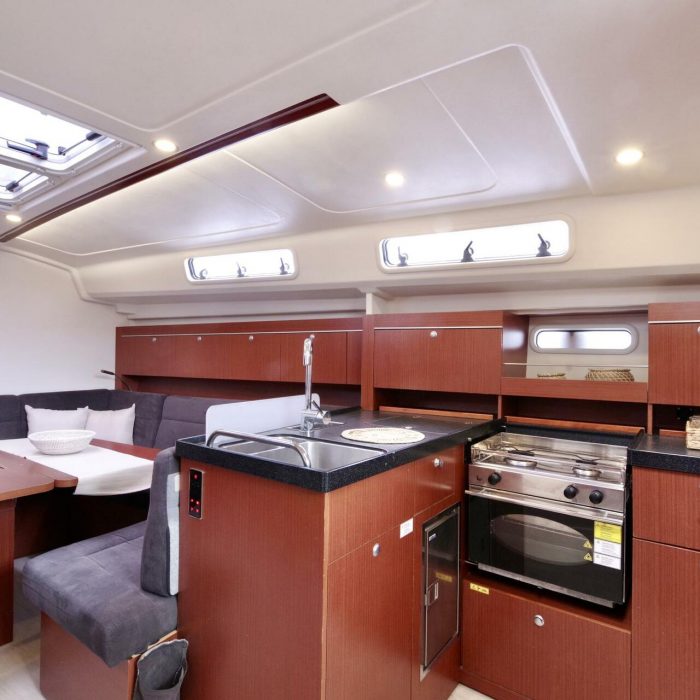 Talia - Solar Panel | Hanse 415 photo 8