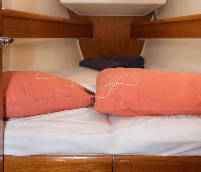 Frine | Sun Odyssey 43 photo 12