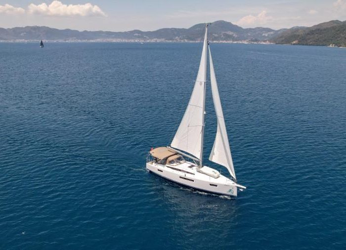 Sky Ela | Sun Odyssey 410 photo 11