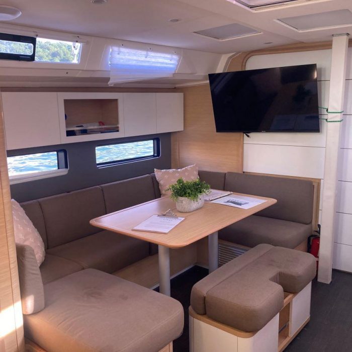 Seabreeze Smile | Dufour 41 - 3 cab. photo 13