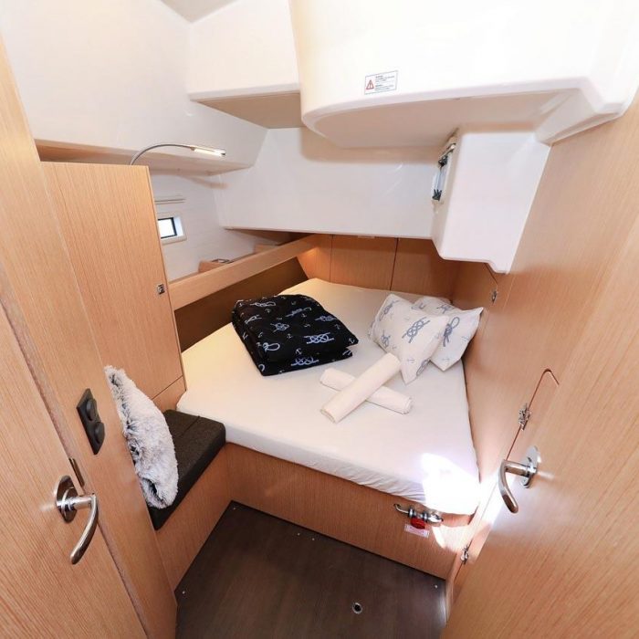 Cara | Bavaria Cruiser 46 photo 23