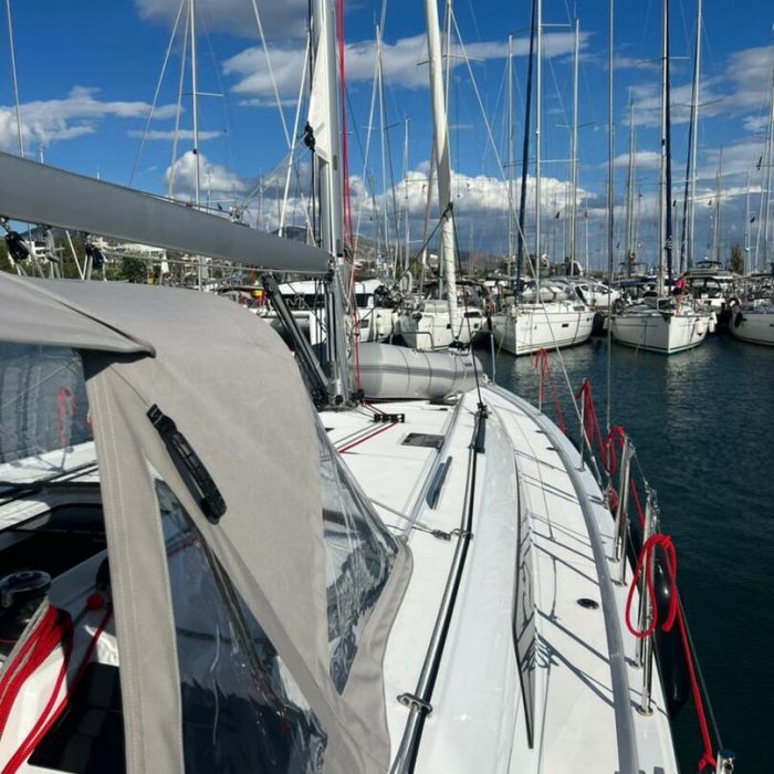 Saiph  (Electric Heads, Inverter) | Oceanis 40.1 photo 1