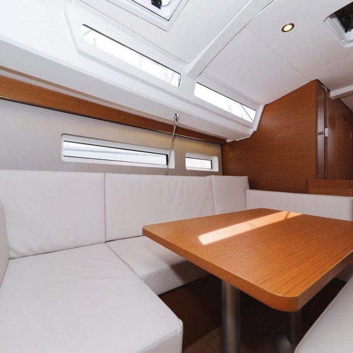 Waka | Sun Odyssey 440 photo 25