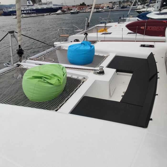 Alex Jr. | Lagoon 450 Fly photo 5