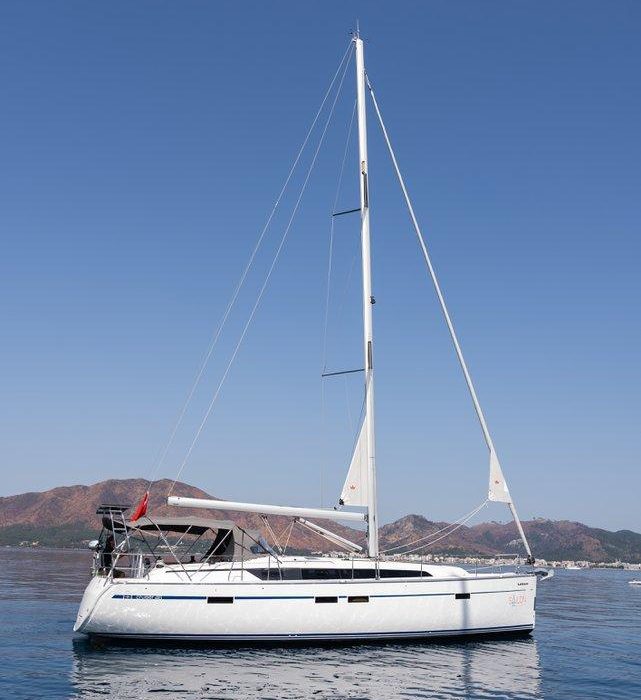 Leisure | Bavaria Cruiser 46 photo 4