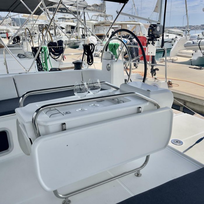 Elena | Sun Odyssey 479 photo 6