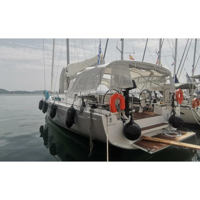 LIVING IN SEA | Oceanis 51.1 photo 1