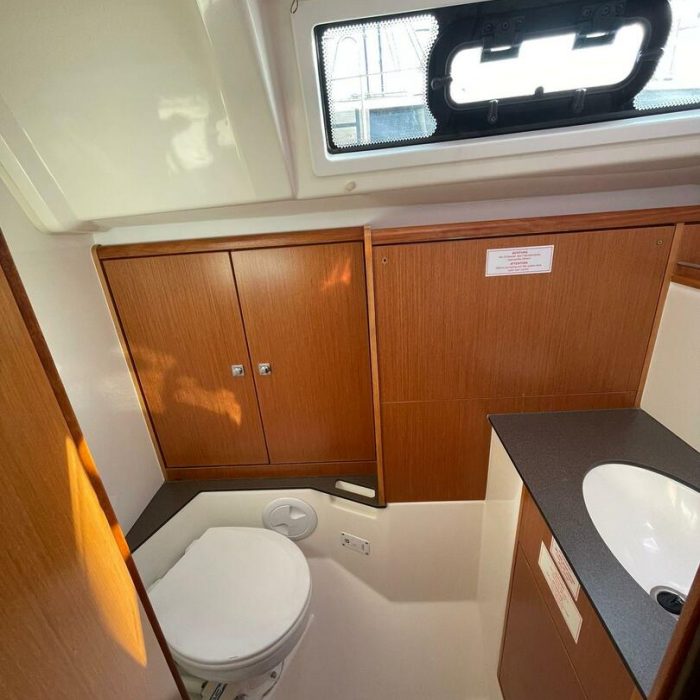 Francesca | Bavaria Cruiser 37 photo 10