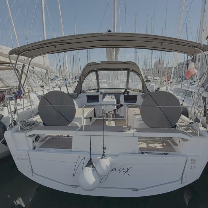 Margaux | Dufour 37 photo 2