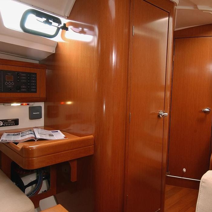 Aquamarine | Oceanis 34 photo 9