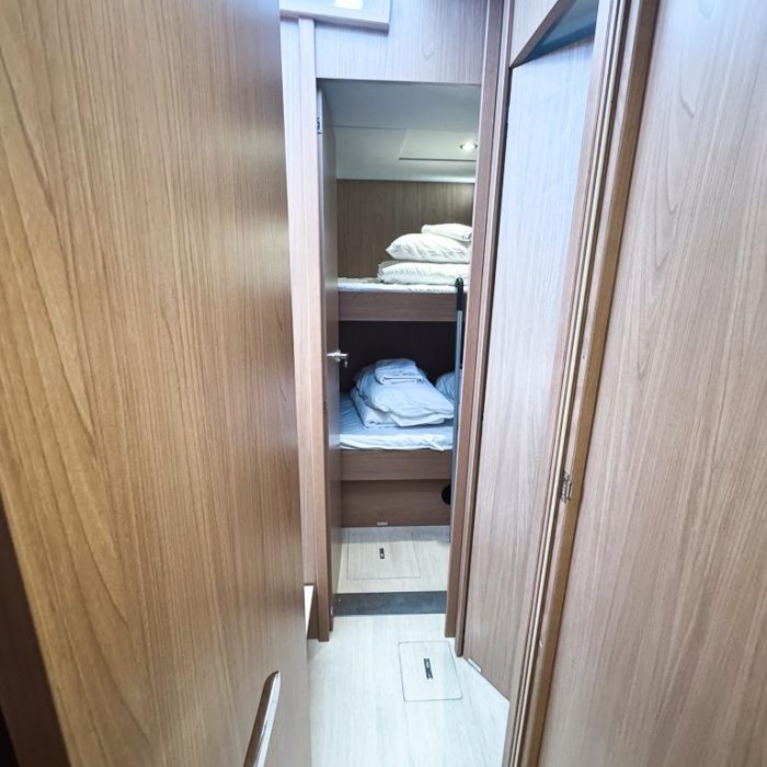 Grand Azure | Bali 4.6 - 5 + 1 cab. photo 41