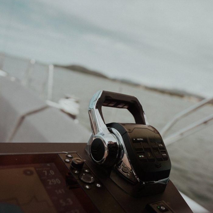 Art N | Bavaria C46 photo 13