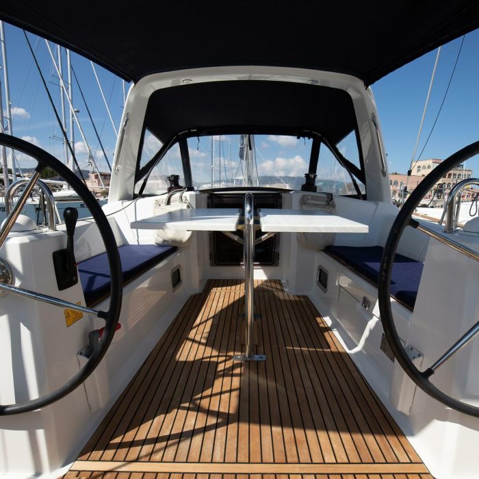 Levante - Standard line | Oceanis 35.1 photo 3