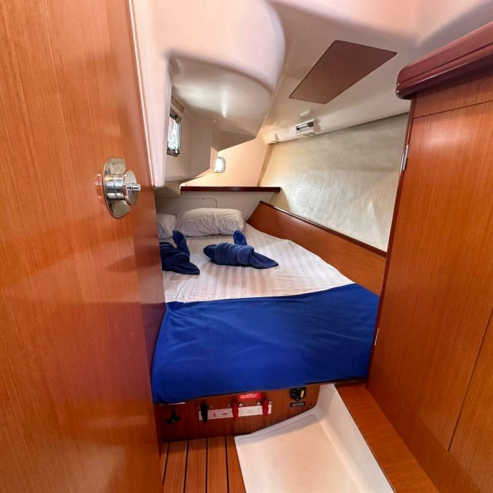 No regrets | Oceanis Clipper 323 photo 10