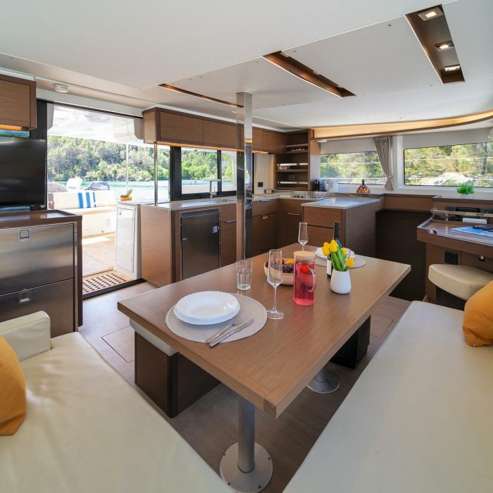 White Pearl | Lagoon 46 photo 35