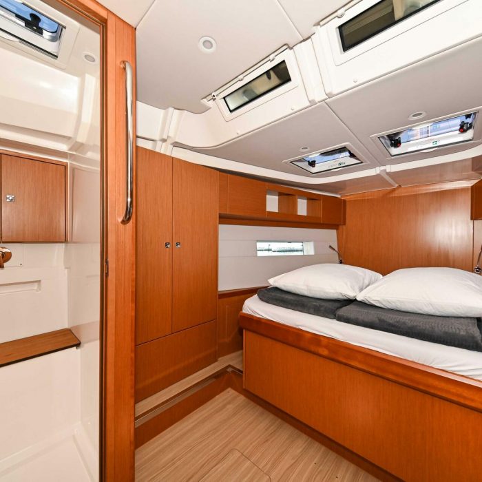 Efix | Bavaria C45 photo 62