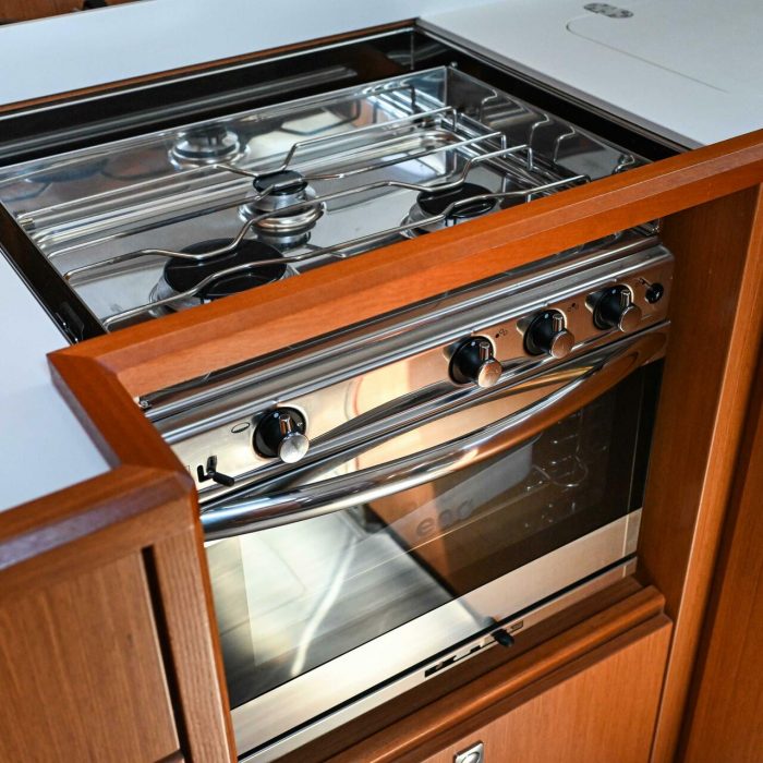 Efix | Bavaria C45 photo 52