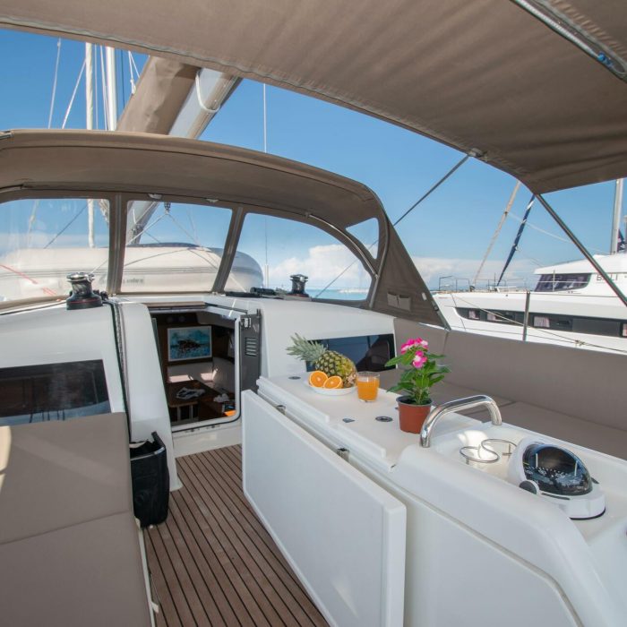 Knot | Sun Odyssey 490 photo 9