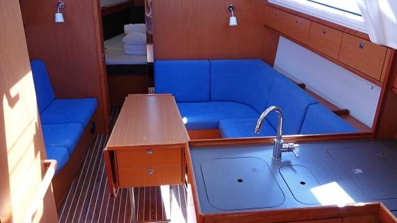 Diana | Bavaria Cruiser 37 photo 8