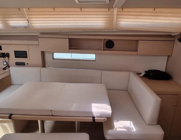 Aries | Oceanis 40.1 photo 7
