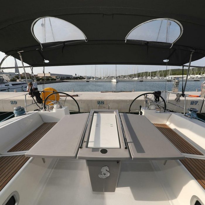 Zephyra | Oceanis 45 photo 8