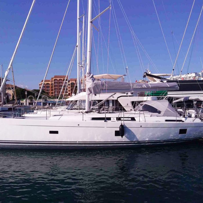 Bea - Water maker, Solar Panel | Hanse 458 photo 4