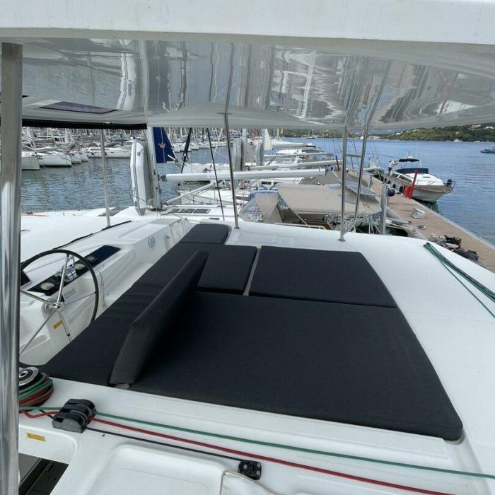 My Tina | Lagoon 46 photo 6