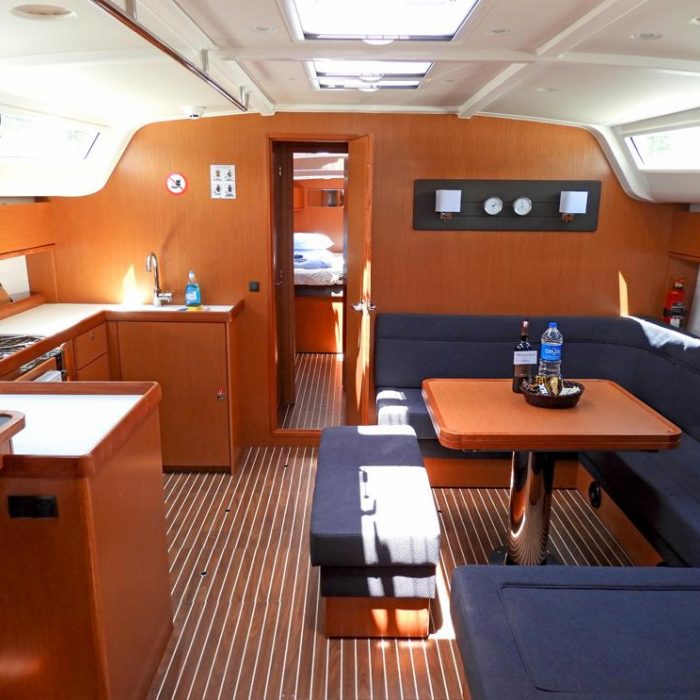 Mango | Bavaria Cruiser 51 photo 9