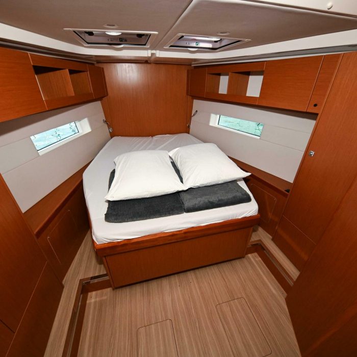 Efix | Bavaria C45 photo 44