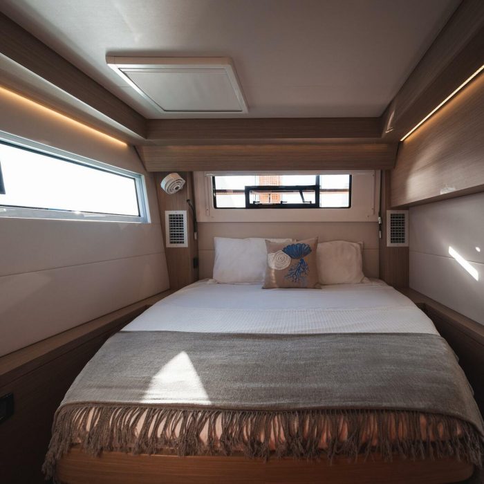 Premium | Lagoon 51 photo 40