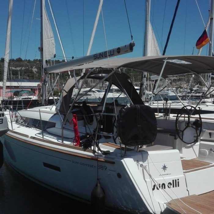 Sun Elli | Sun Odyssey 389 photo 1