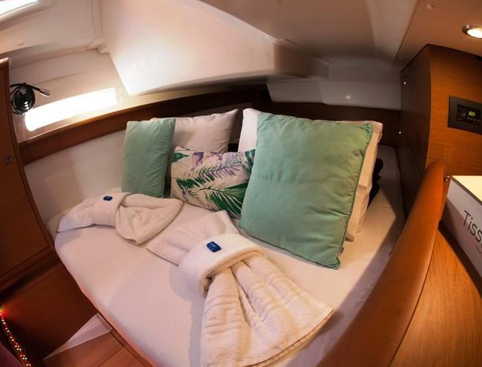 Mayflower | Sun Odyssey 519 photo 10