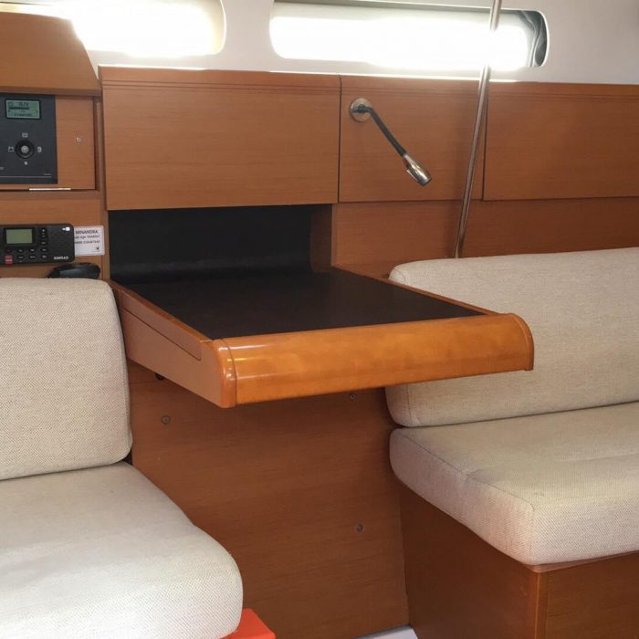 Kontiki | Sun Odyssey 439 photo 7
