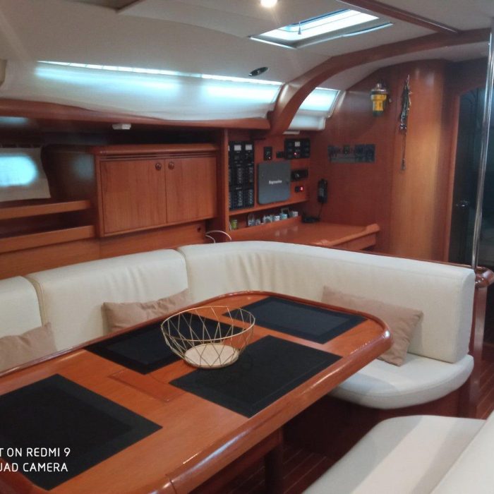 Family | Sun Odyssey 49 photo 1