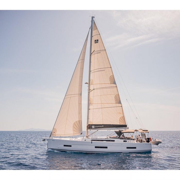 Venus | Dufour 530 photo 3