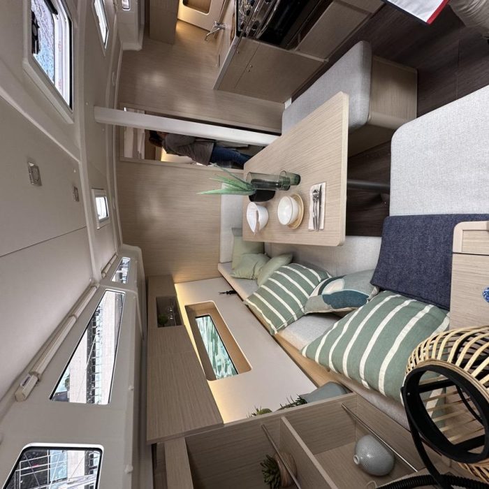 Aquarius | Oceanis 37.1 photo 3